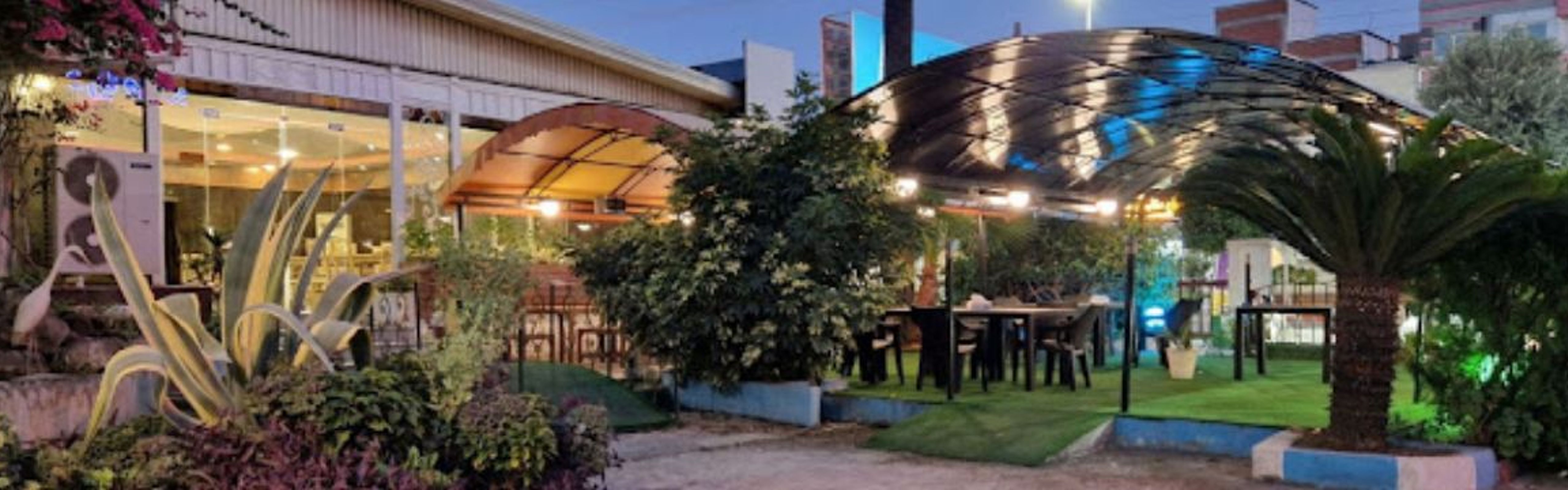 Shahr Gheseh Motel Mahmudabad