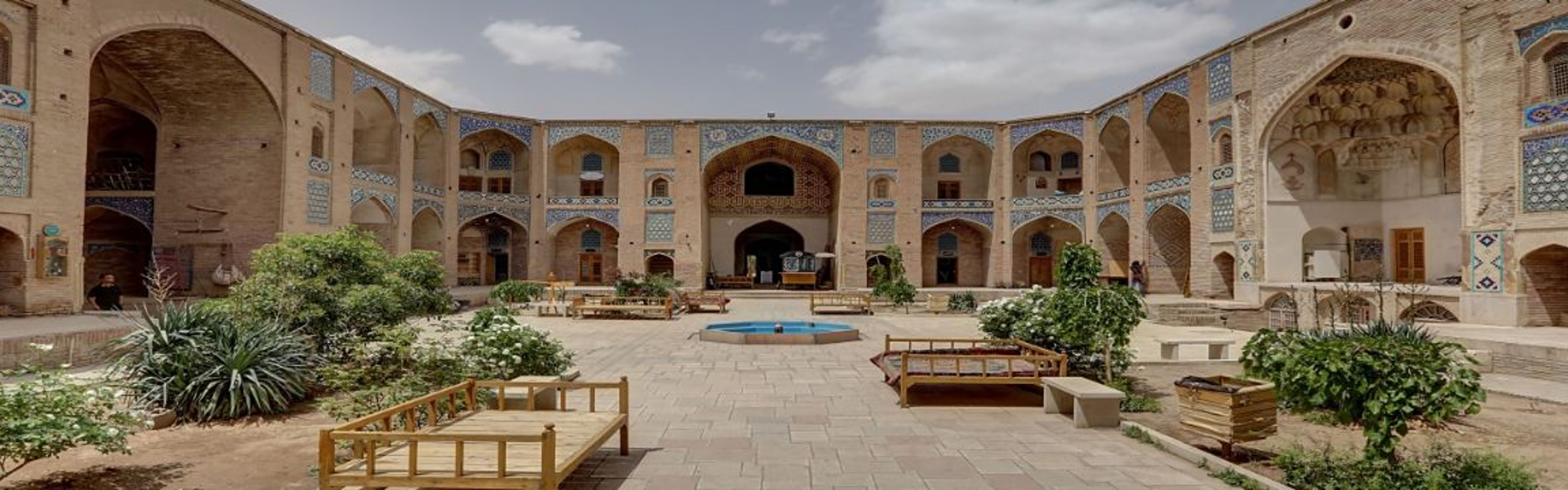 Jahangardi Hotel Kerman