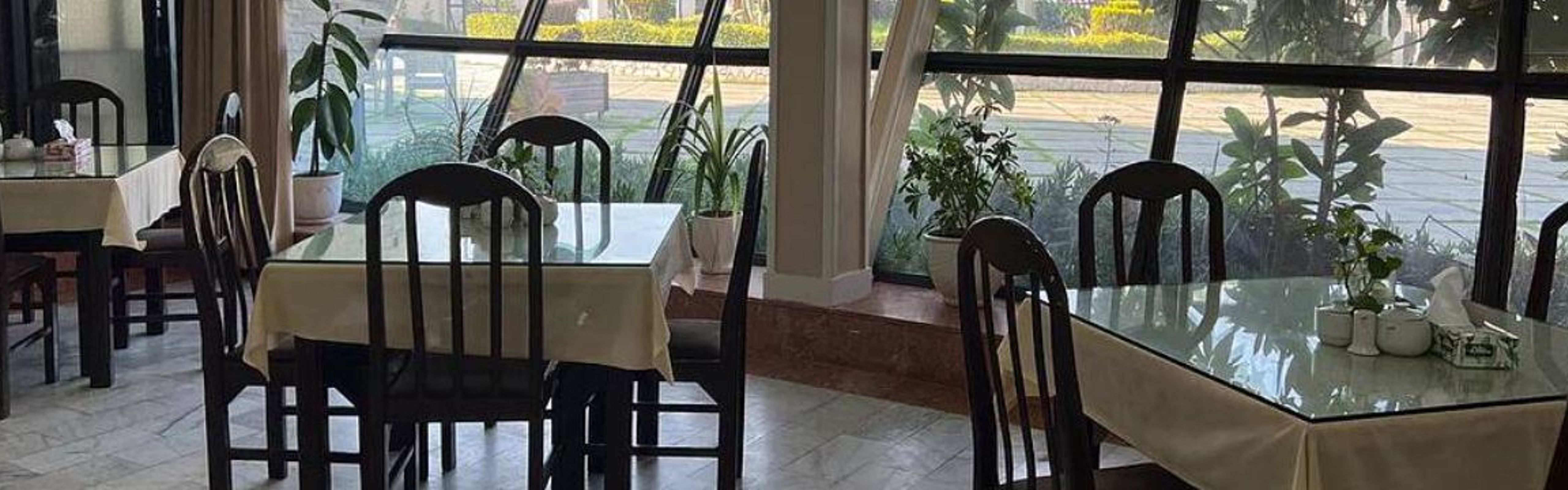 Narenj Hotel Sari