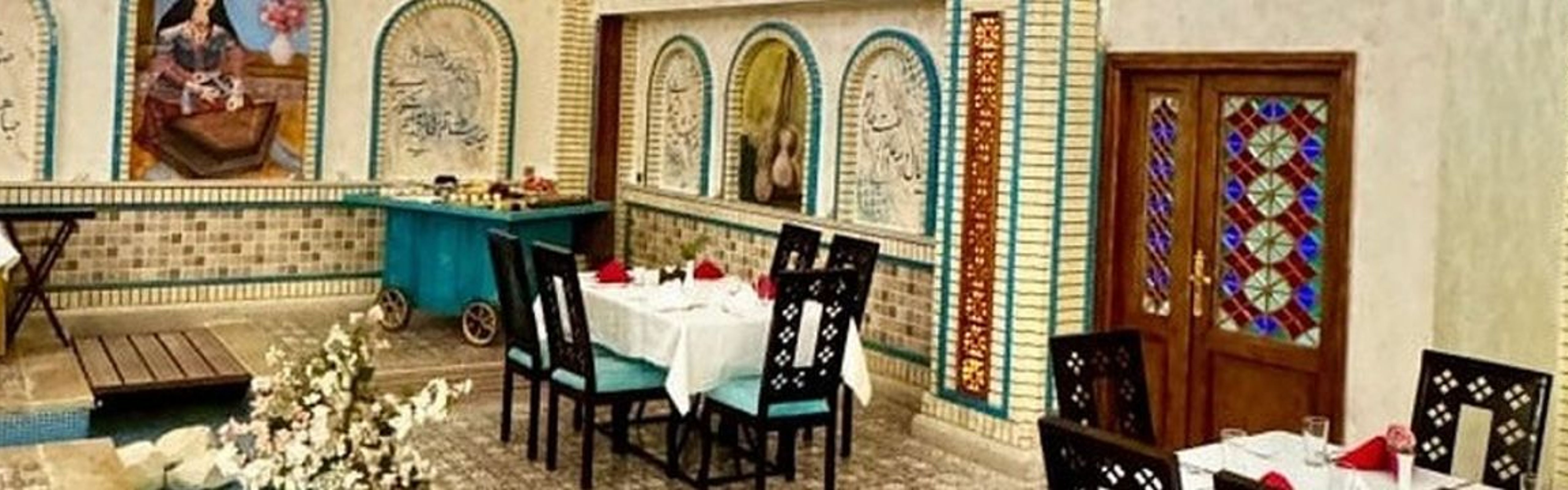 Rose Grand Hotel Shiraz