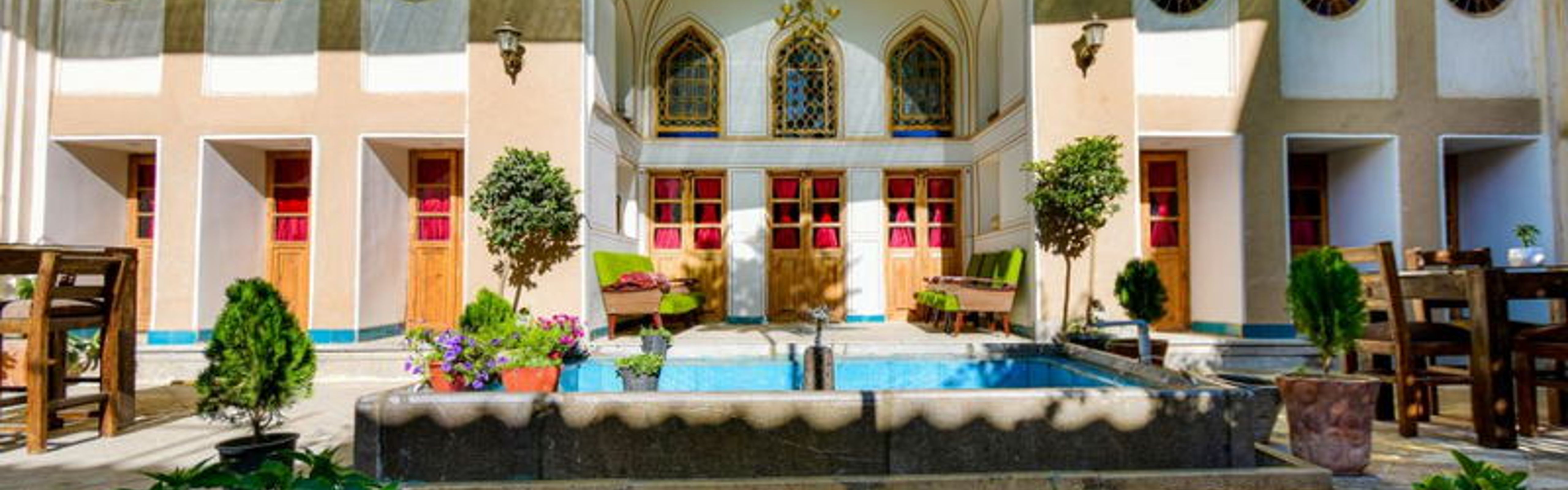 Yas Traditional Hotel Isfahan