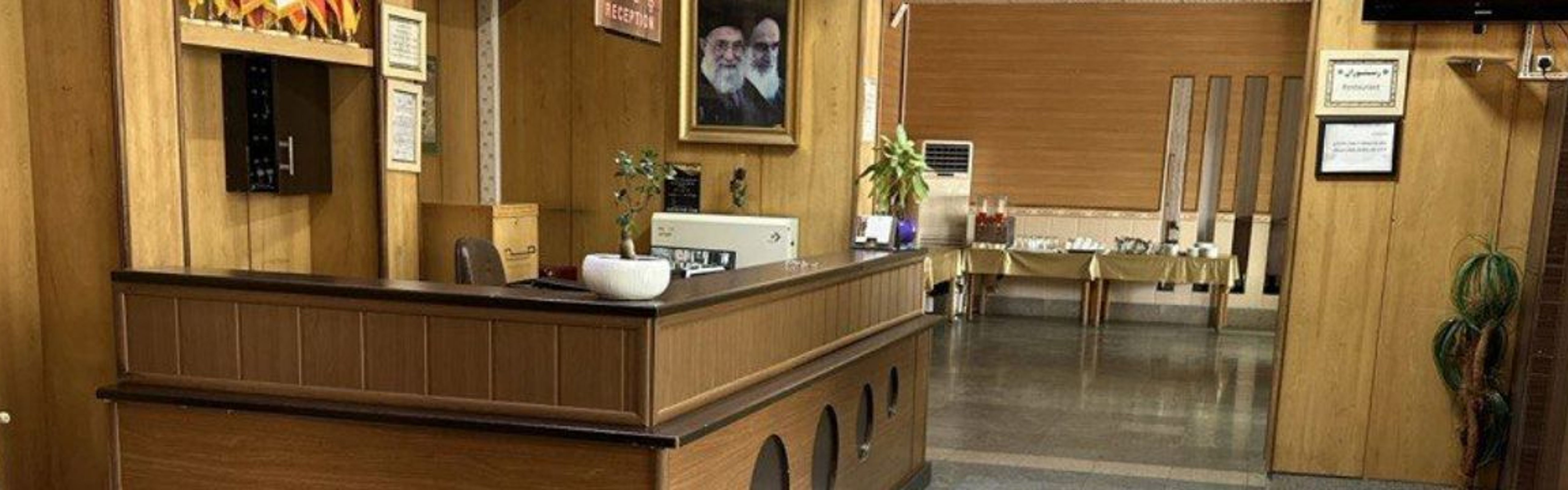 Sepehr Apartment Hotel Zanjan