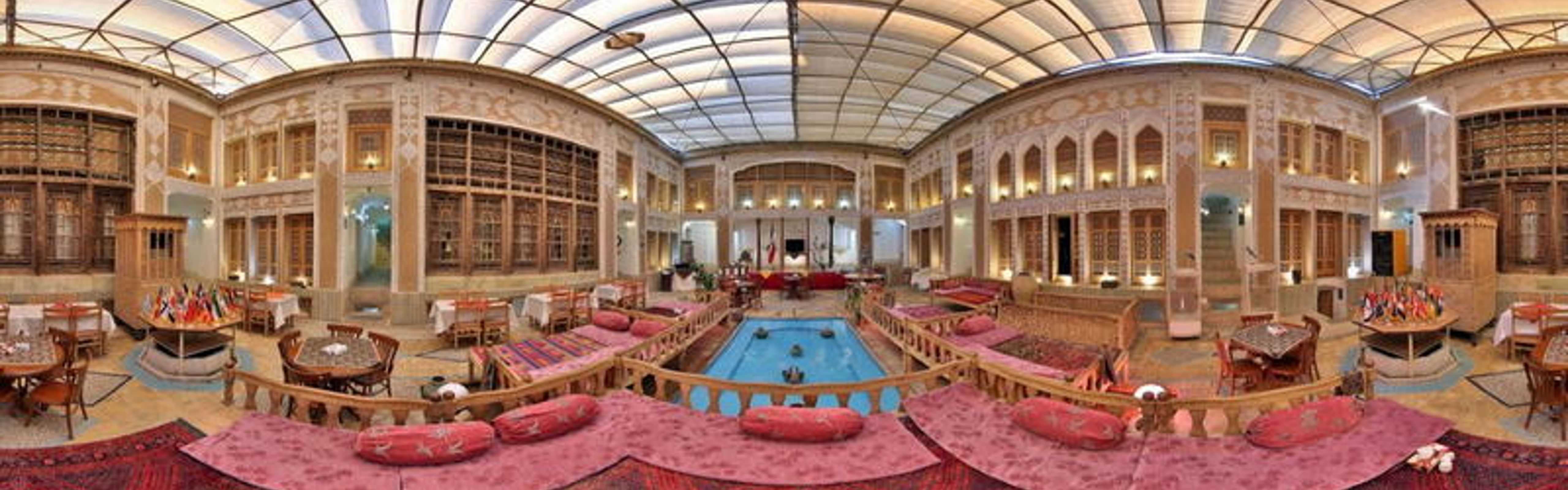Malek-O Tojjar Antique Hotel Yazd