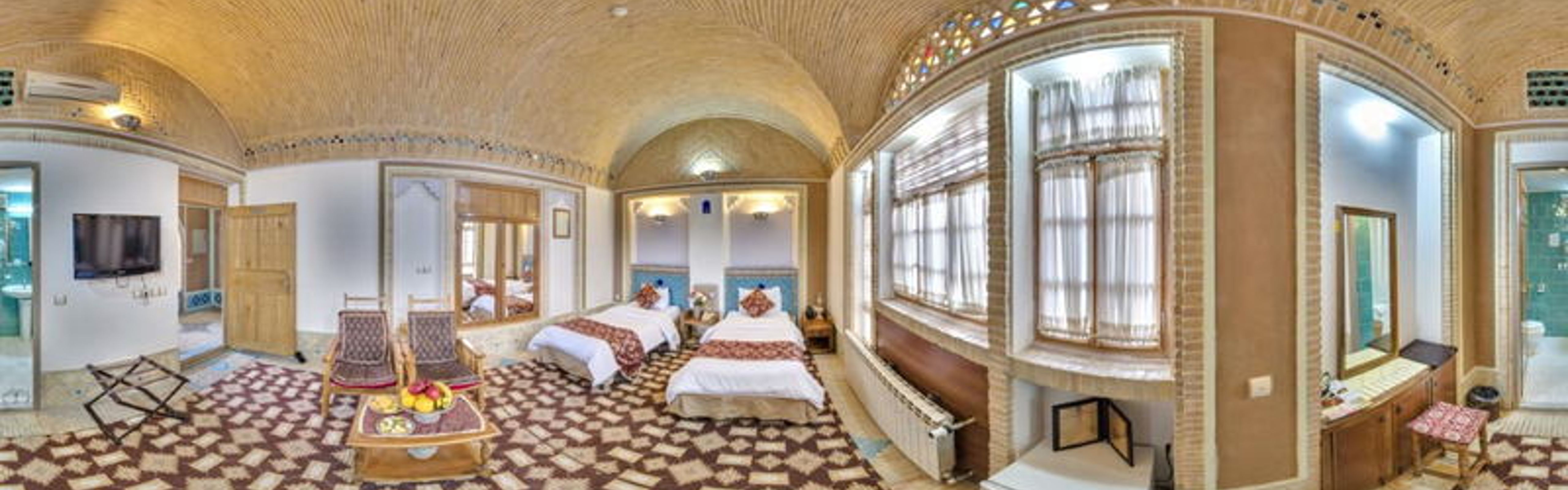 亚兹德 Moshir Al-Mamalek 花园酒店