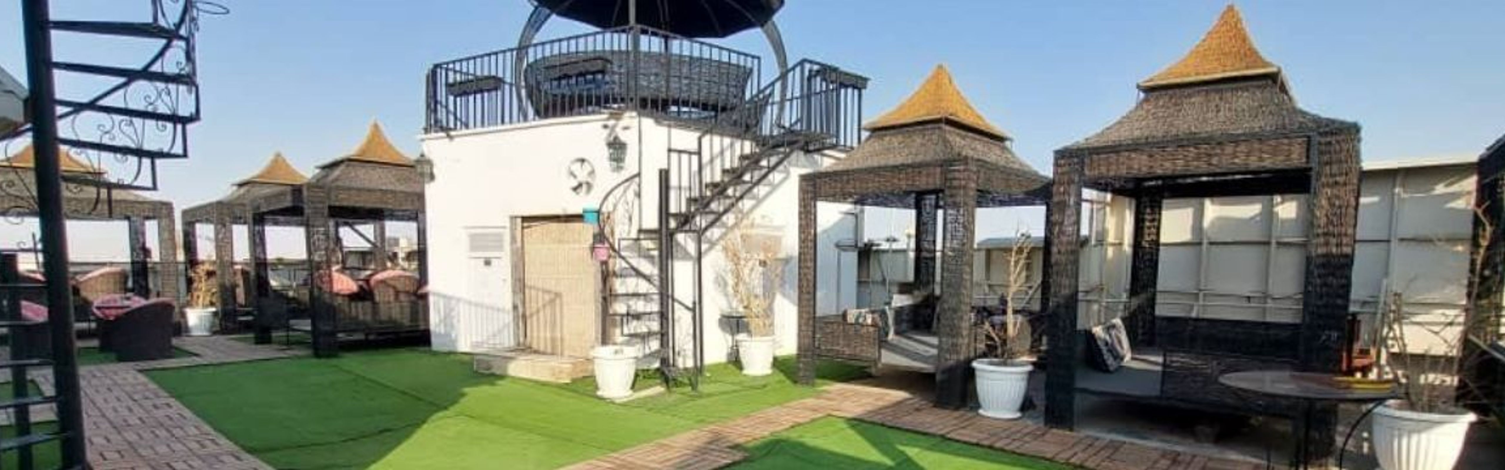 Saye Hotel Mashhad