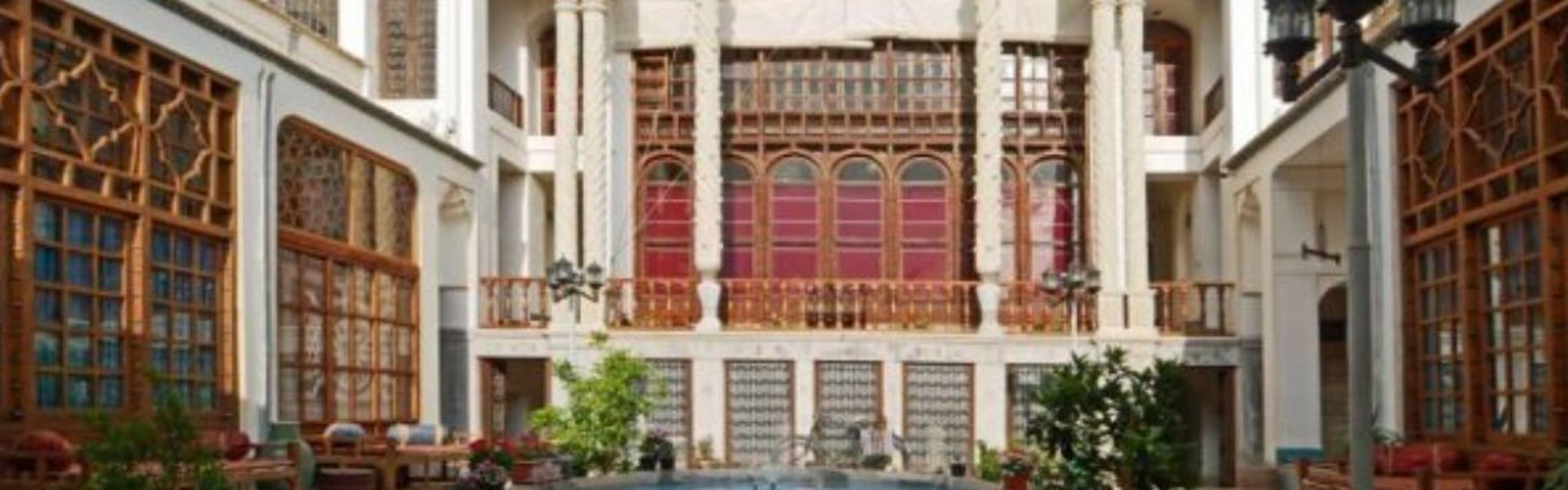 Khan Neshin Traditional Hotel Isfahan