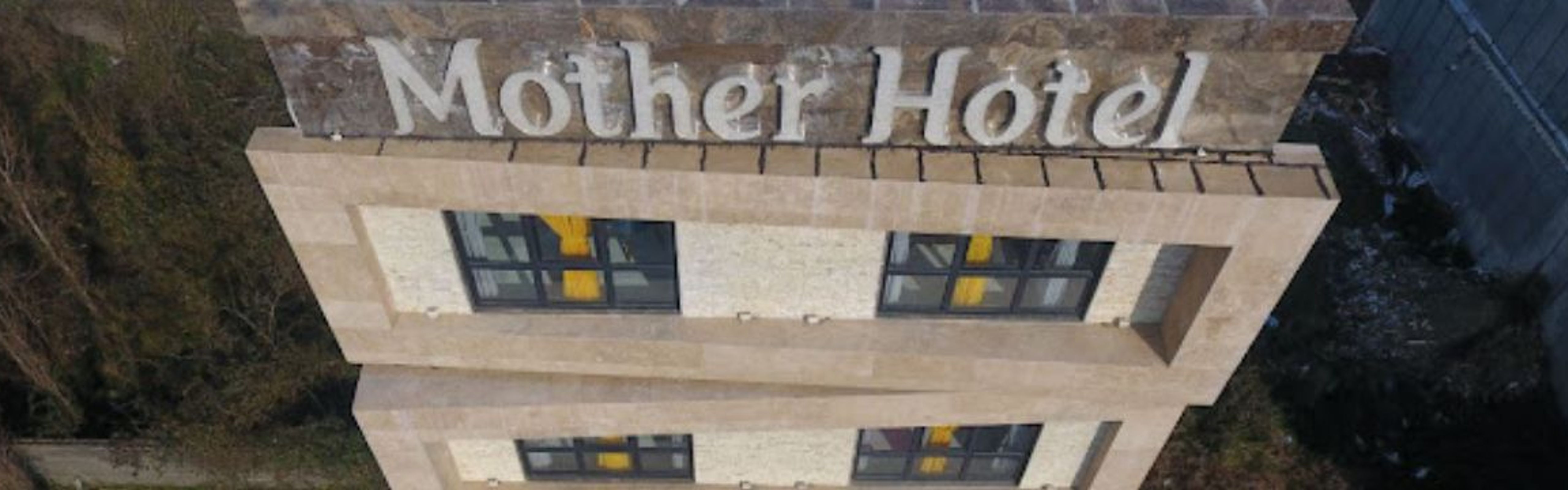 Madar Hotel Bandar Anzali
