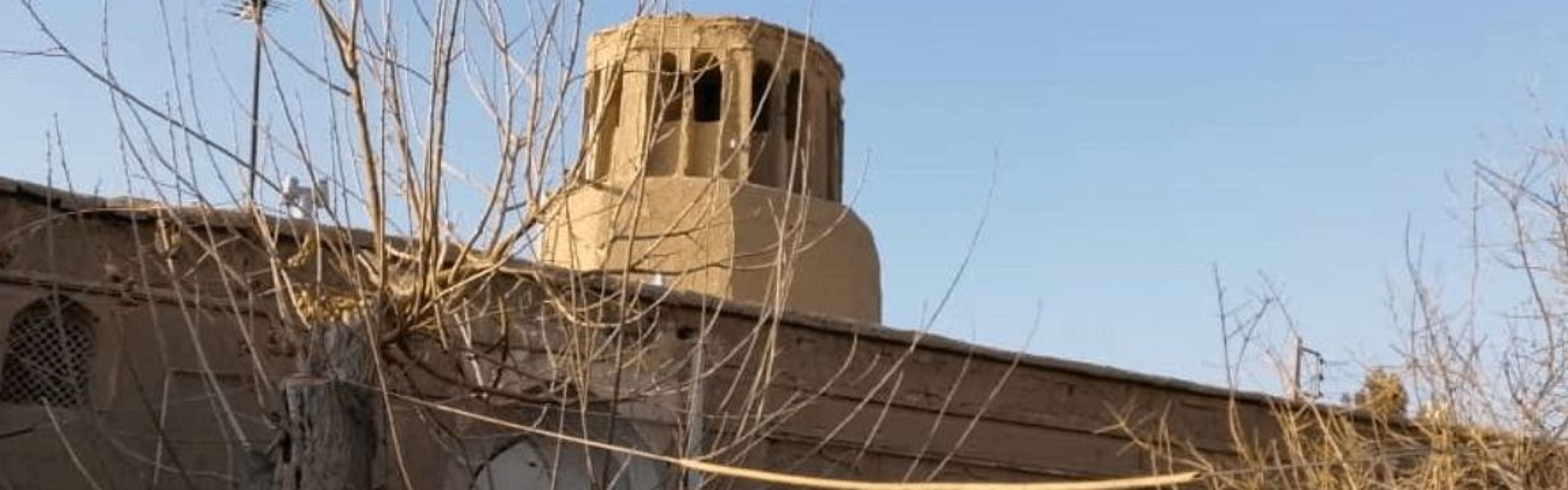 يالدا إيكولودج دافارزان