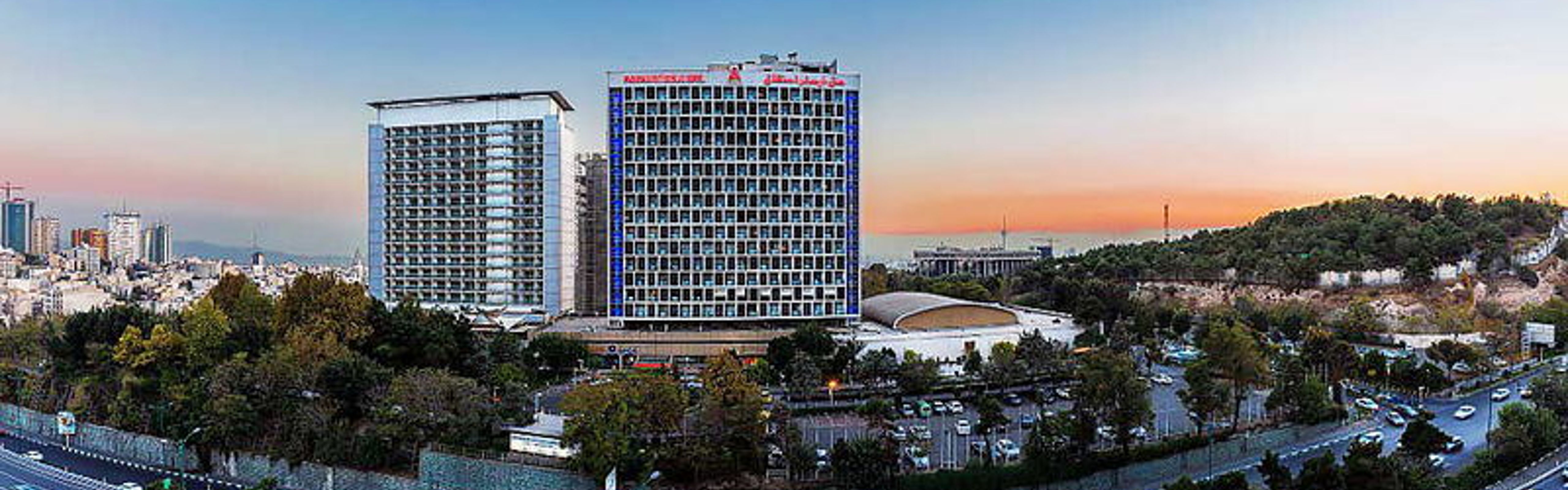 Parsian Esteghlal Hotel Tehran