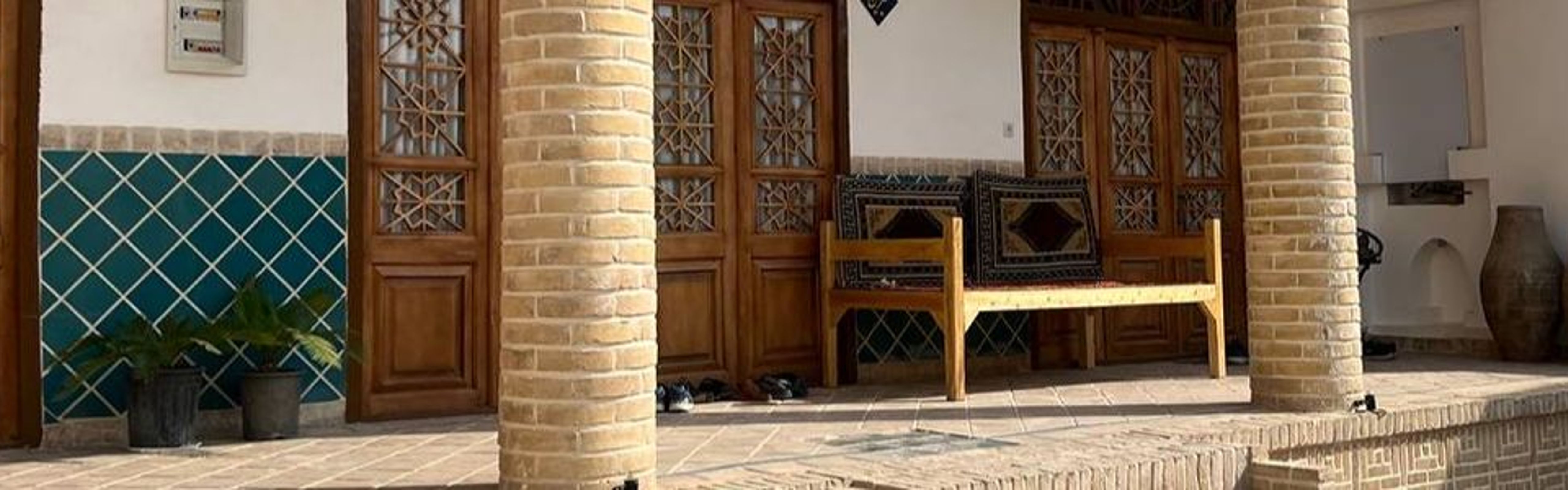 Hasht Behesht Eco-Lodge Golpayegan