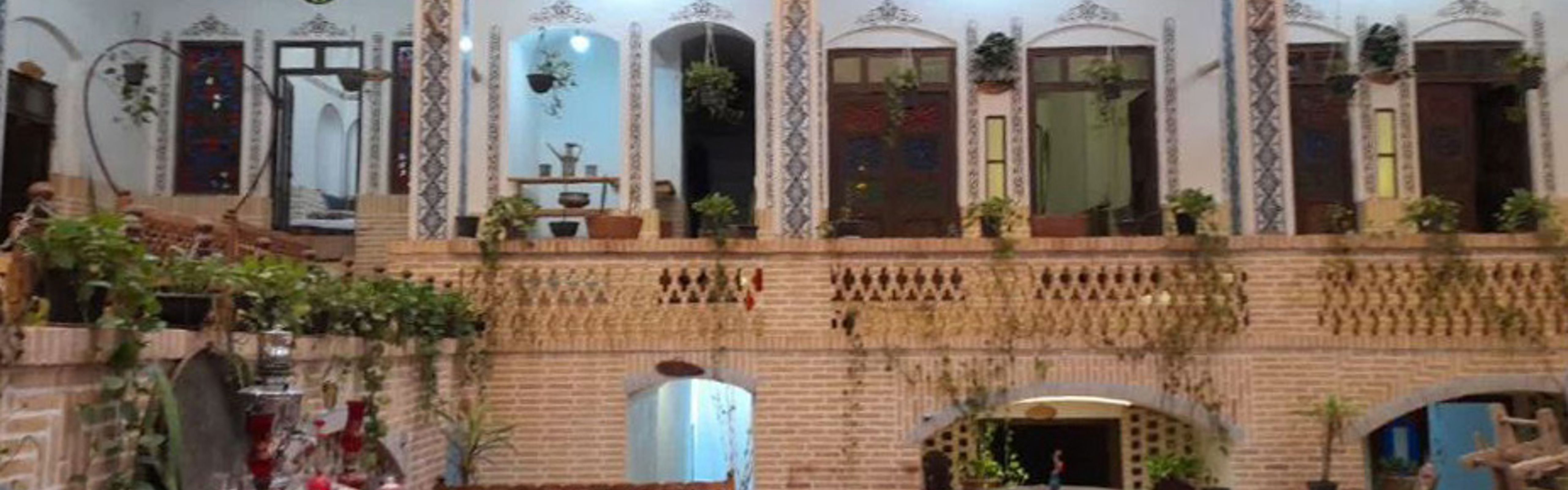 Hezardastan Traditional Residence Isfahan