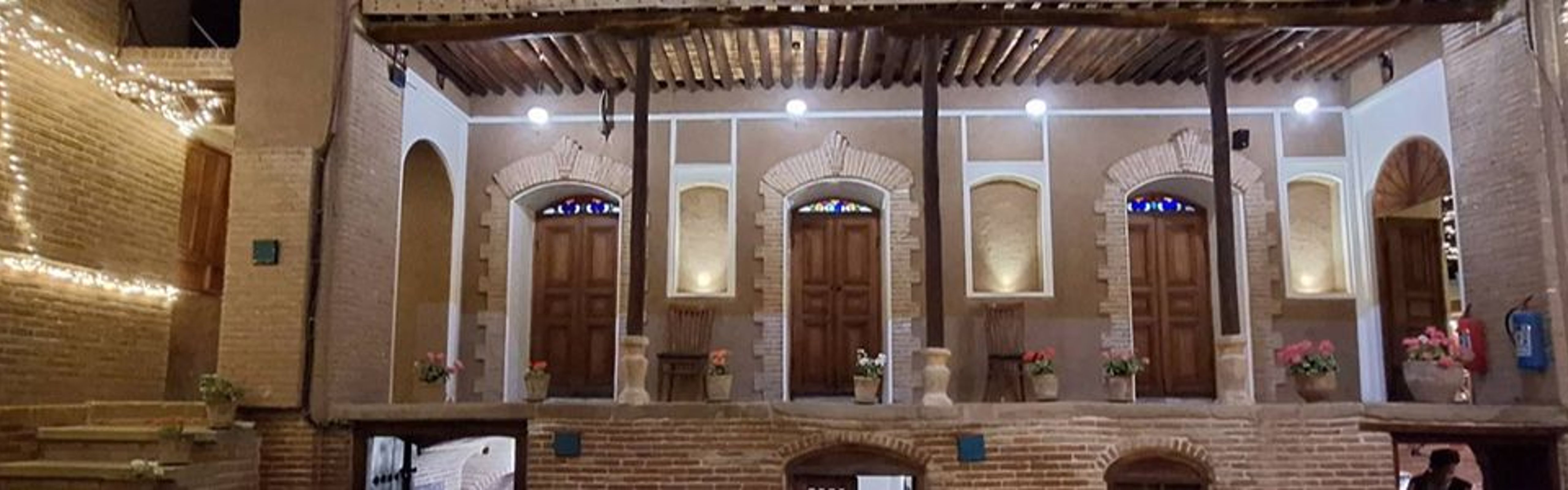 Behrouzi Traditional House Qazvin