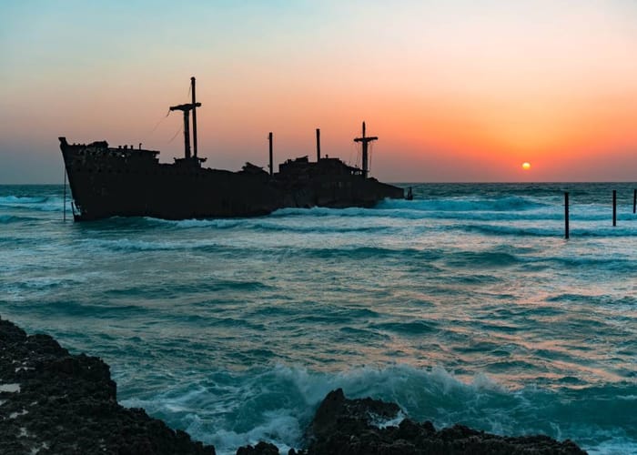 Kish Island's Must-Visit Attractions: Exploring the Island's Best Sights