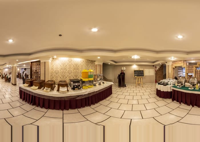 Ario Barzan Hotel Shiraz