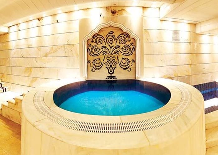 Kiana Hotel Mashhad