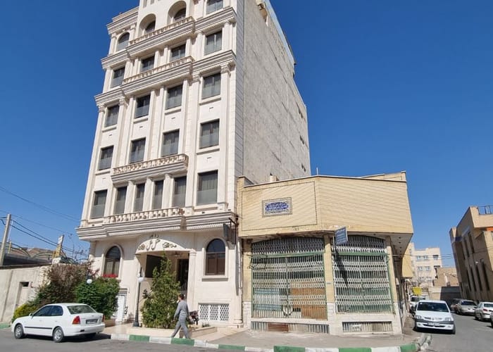Melal Hotel Qom