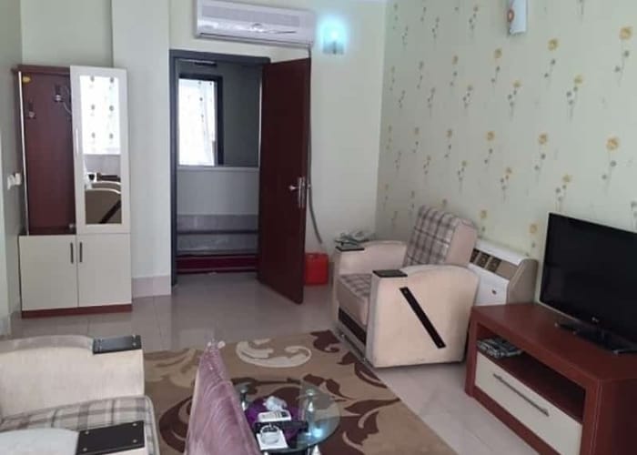 Zomorod Hotel Khoy