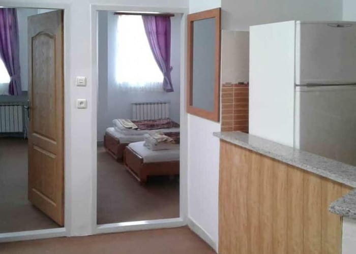 Sina Apartment Hotel Lalehjin