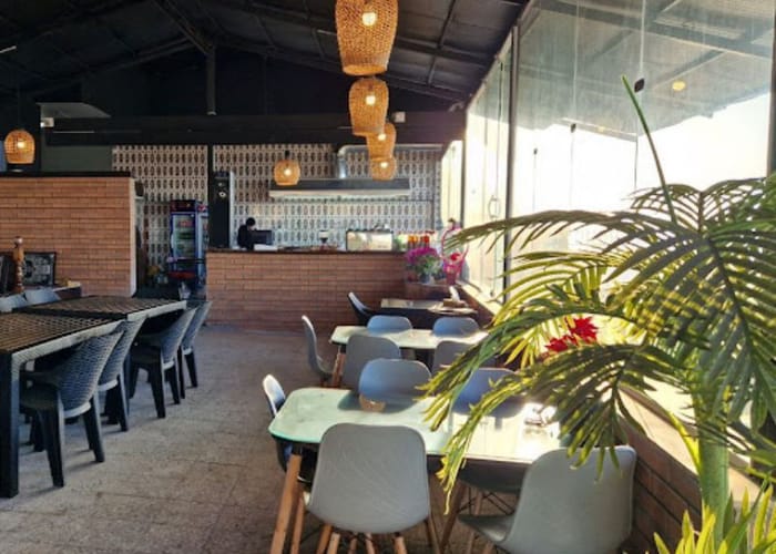 Shahr Gheseh Motel Mahmudabad