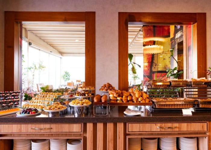 Kourosh Hotel Kish