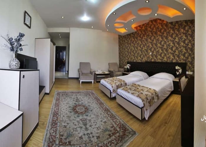 Badleh Hotel Sari