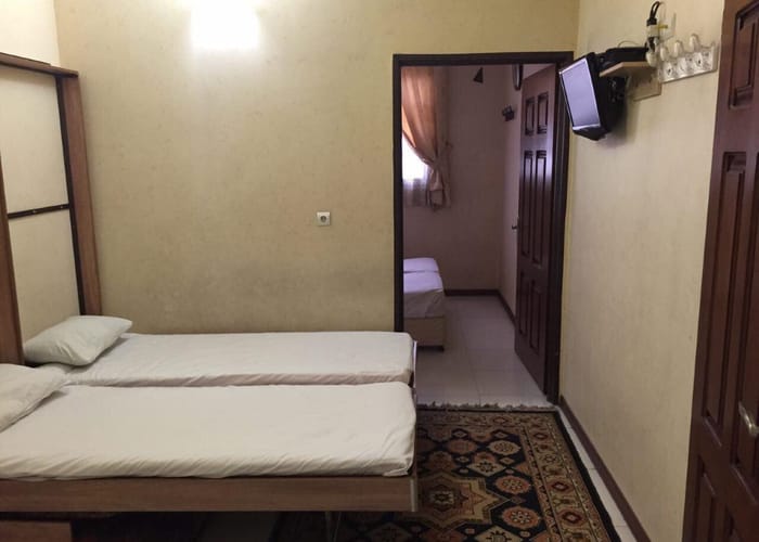 Moejeze Hotel