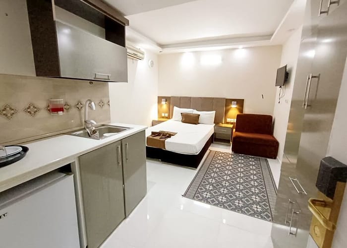 Book Yazdan Apartment Hotel in Mashhad