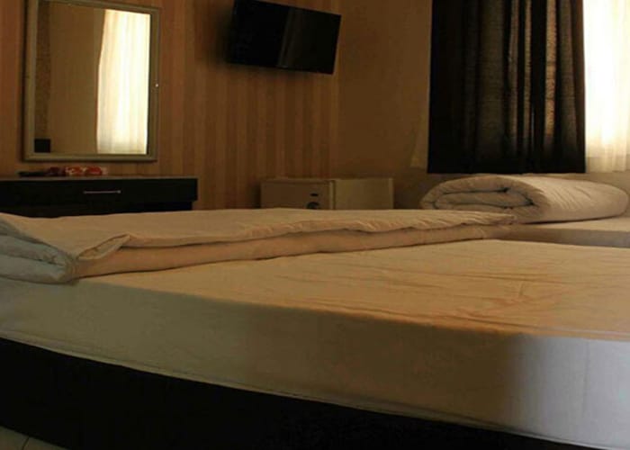 Mashhad-HezaroYek-Hotel 