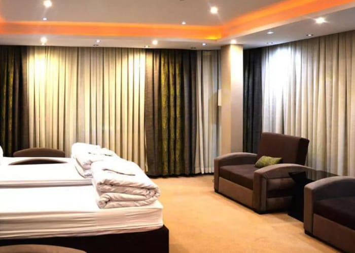 Zagros Hotel Arak