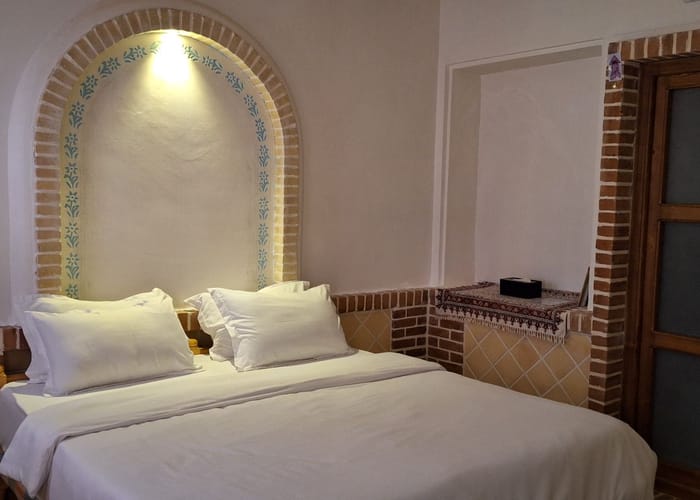 diava-traditional-guest-house-natanz