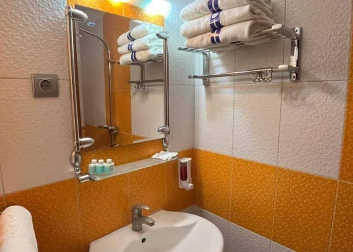 The Ghasr Nili Hotel