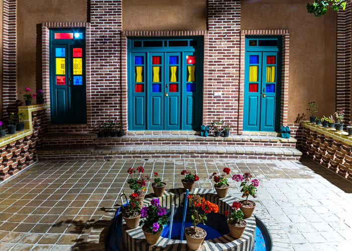 kashaneh-hotel-bastam