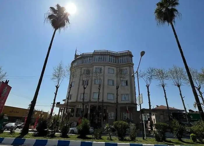 Sandi Hotel Fuman