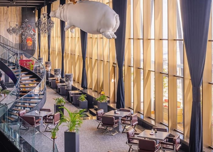 Espinas Palace Hotel Tehran